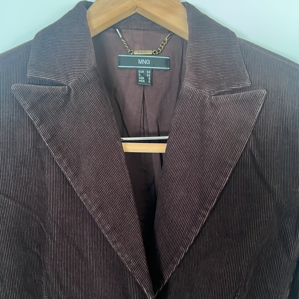 Beautiful Mango Jacket - Picture 2 of 3
